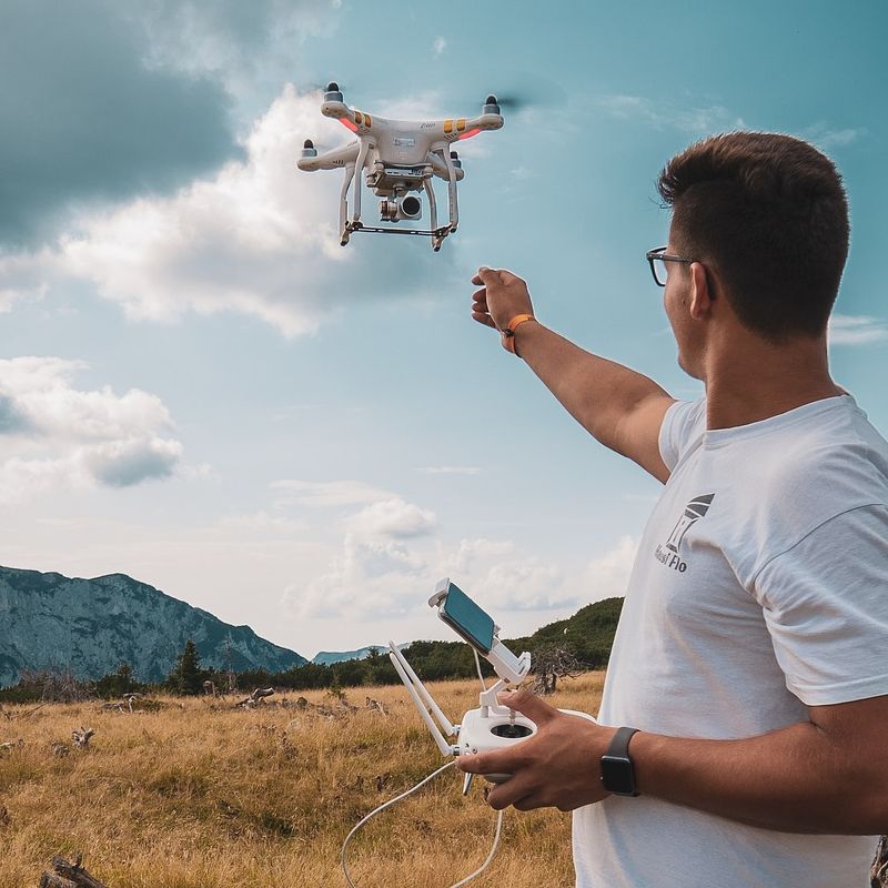 https://newsite2.flybot.gr/wp-content/uploads/2022/07/nature-drone.jpg